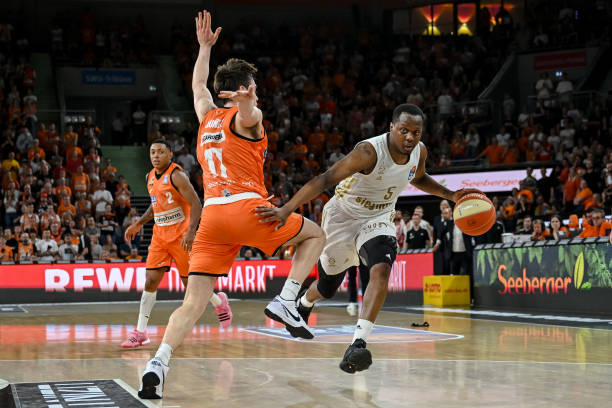 足球竞赛规 足球竞赛规