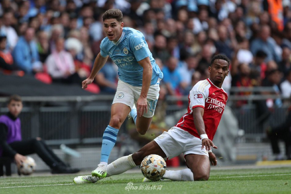 都表现出强 都表现出强