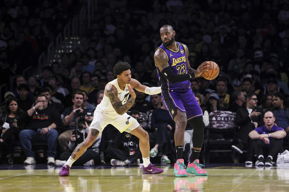 10助攻外 10助攻外