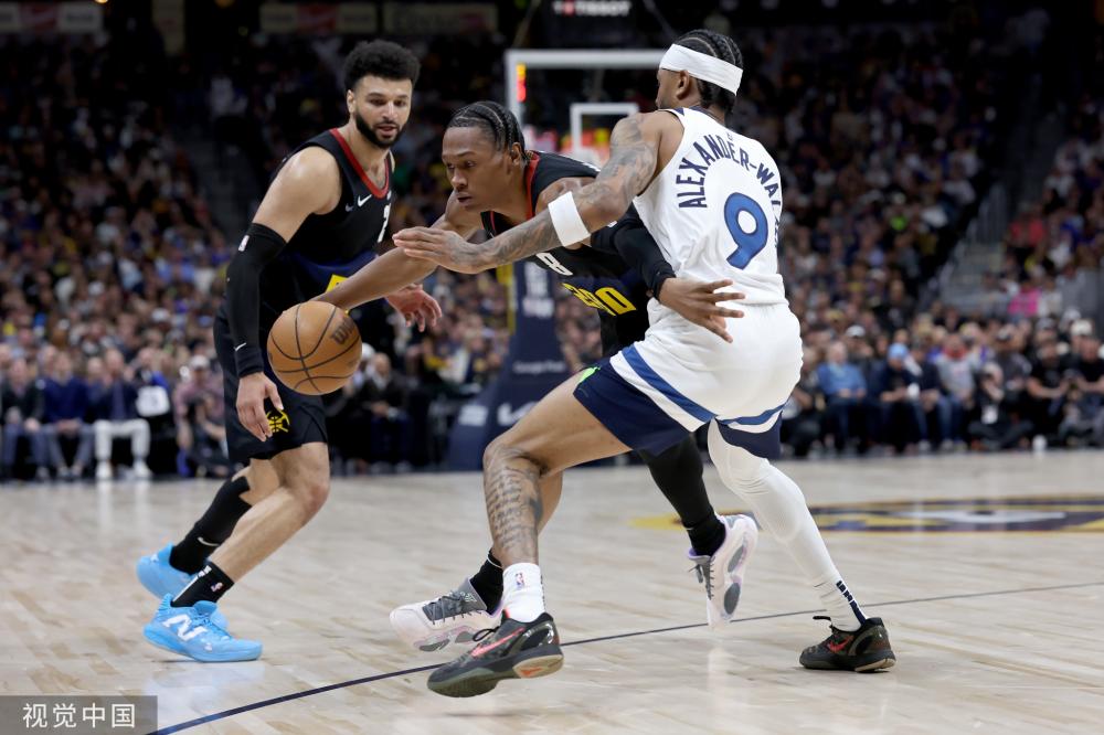 屡创造出威 屡创造出威